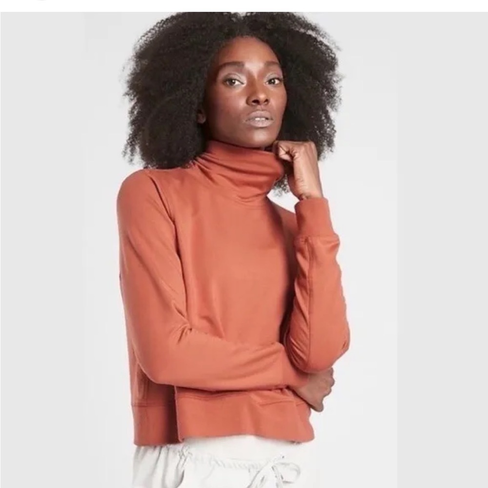 Athleta Nirvana Funnel Neck Cropped Pullover Sweatshirt Orange Red Medium